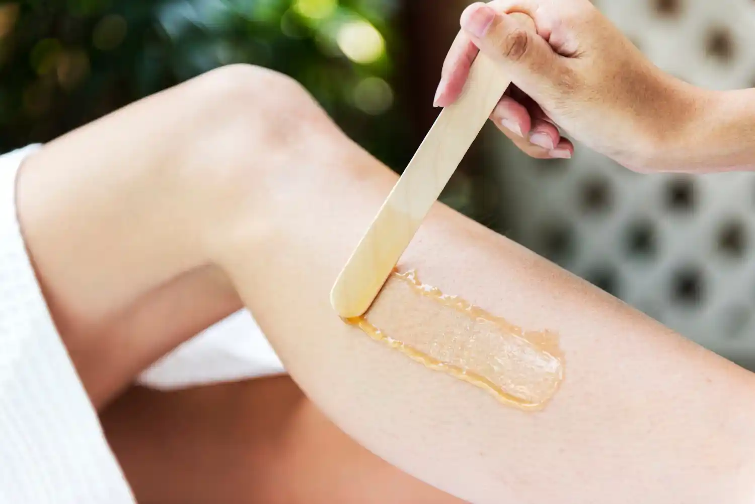 Brooklyn Brows NYC uses single-use, medical-grade materials as part of its hygiene-first approach, ensuring client